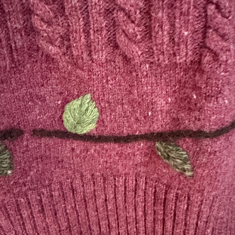 Woolrich Women’s size Large Sweater Sheep Embroidered Vine Detail 100% wool - Picture 4 of 7
